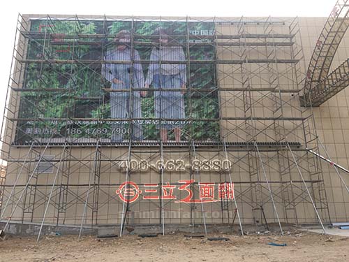 你了解山東③立廠家的三面翻廣告牌優(yōu)勢(shì)是什么嗎？